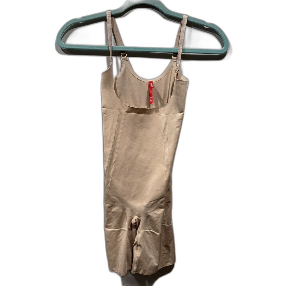 SPANX OnCore Open-Bust Mid-Thigh Bodysuit Shapewear Nude Control Women sz Small